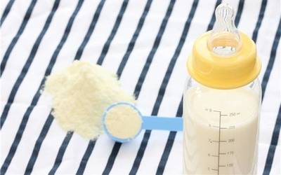 今日起嬰幼兒配方乳粉注冊(cè)專用章與注冊(cè)檢驗(yàn)抽樣專用章正式啟用